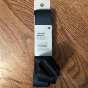 Lululemom yoga May strap NEW